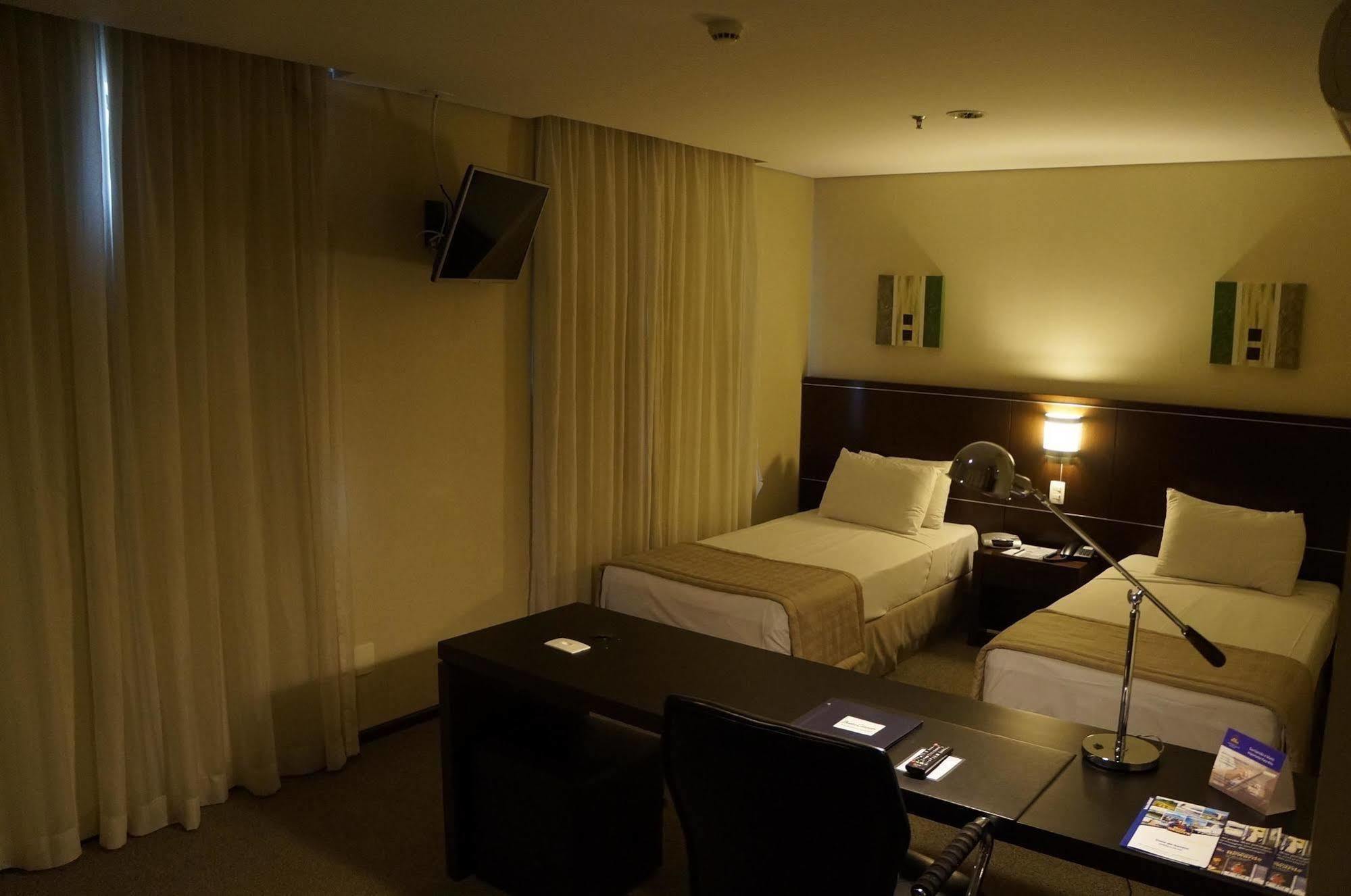 Travel Inn Осаску Екстериор снимка